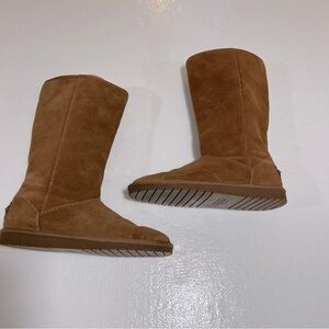 Coach New York Giselle Size 7B Tan Fleece Lined Leather Mid Calf‎ Boots
